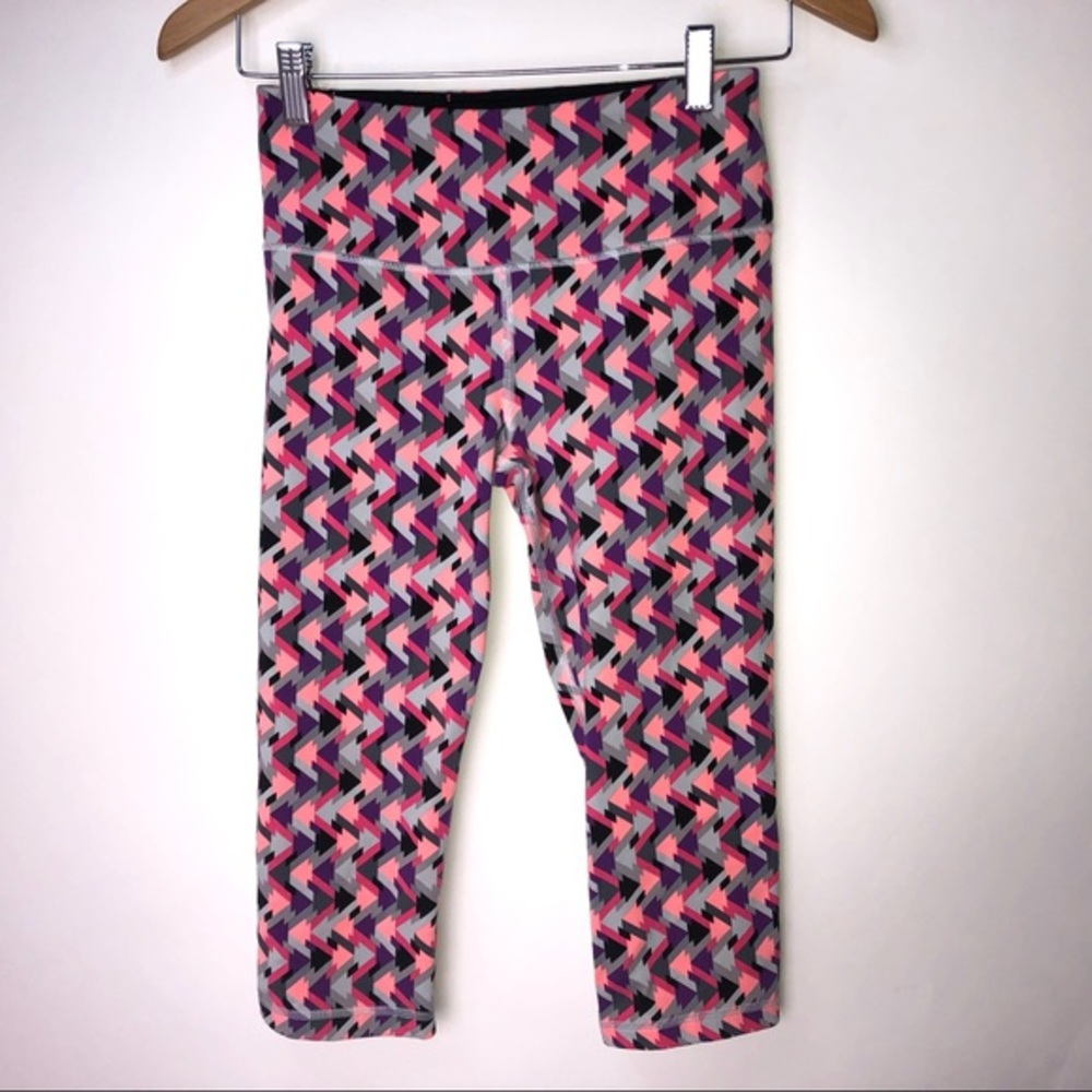 VSX Victoria's Secret Sport Crop Leggings Colorful Arrows XS/TP